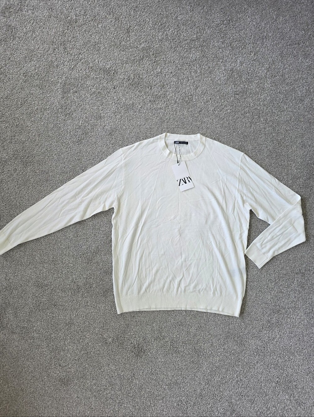 NWT Zara White Crewneck Sweater